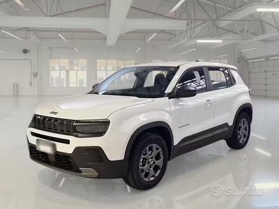 Usata Jeep Avenger Longitude 101 CV (74 kW) 2025 Bianco SUV