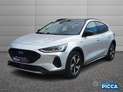 Begagnad Ford Focus Active 2023 Grå SUV