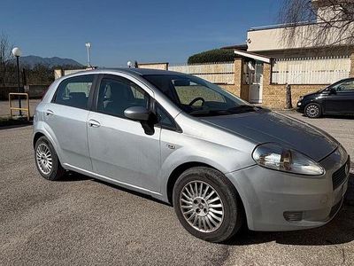 Usata Fiat Grande Punto 90 CV (66 kW) 2007 Grigio Utilitaria
