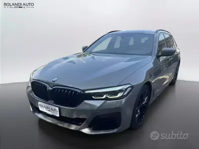 Usata BMW 530 M Sport 249 CV (183 kW) 2022 Grigio Station wagon
