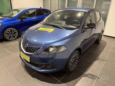 Usata Lancia Ypsilon S 69 CV (50 kW) 2024 Blu Utilitaria