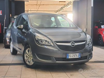 Usata Opel Meriva 101 CV (74 kW) 2017 Grigio Monovolume