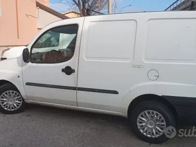 Usata Fiat Doblò 2004 Bianco Monovolume