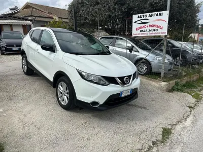 Usata Nissan Qashqai 110 CV (80 kW) 2014 Bianco SUV