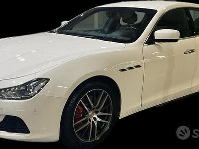 Usata Maserati Ghibli GranLusso 275 CV (202 kW) 2015 Bianco Berlina