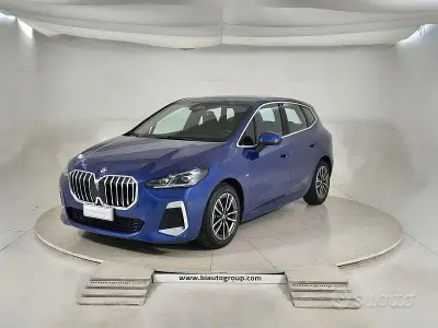 Usado BMW 223 Active Tourer M Sport 204 HP (150 kW) 2022 Azul Monovolume