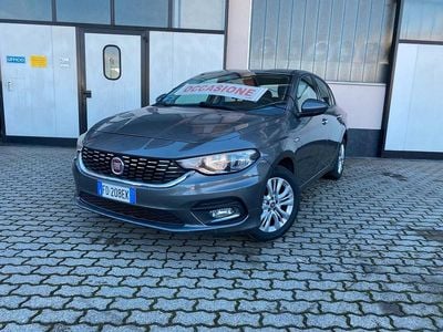 Argento Usata 2016 Fiat Tipo Berlina | 7300 € (Buon prezzo)