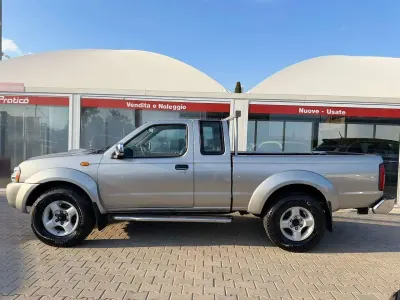 Usata Nissan Navara