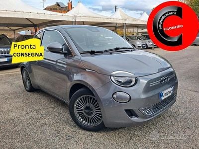 Usata Fiat 500e Opening Edition 86 kW (118 CV) 2021 Grigio Berlina