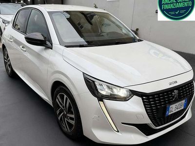 Usata Peugeot 208 Allure 101 CV (74 kW) 2022 Bianco Utilitaria