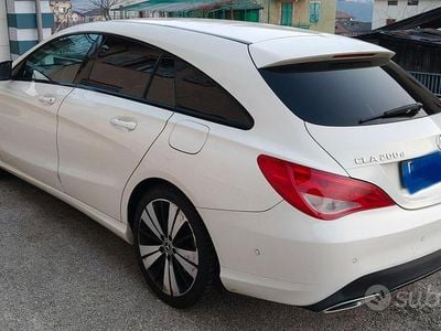 Usata Mercedes CLA200 136 CV (100 kW) 2017 Bianco Station wagon