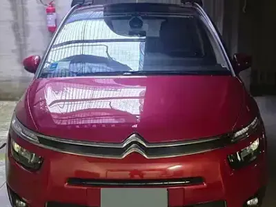 Usata Citroën Grand C4 Picasso 120 CV (88 kW) 2014 Rosso Monovolume