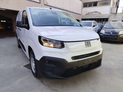 Nuova Fiat Doblò 101 CV (74 kW) 2026 Bianco Monovolume