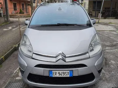 Usado Citroën C4 Picasso Exclusive 111 CV (81 kW) 2013 Plateado Monovolumen