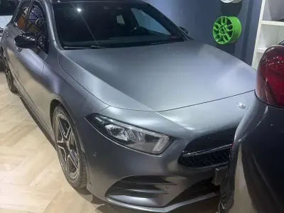 Usata Mercedes A180 Premium 116 CV (85 kW) 2018 Grigio Berlina