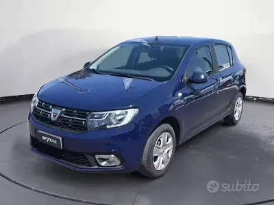 Usata Dacia Sandero Comfort 75 CV (55 kW) 2020 Blu Berlina