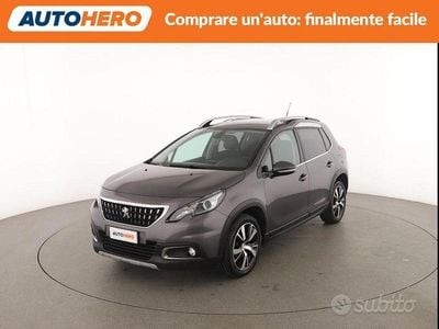 Usata Peugeot 2008 S 120 CV (88 kW) 2019 Grigio SUV