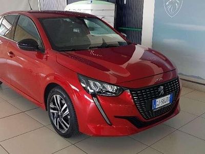 Usata Peugeot 208 Allure 102 CV (75 kW) 2022 Rosso Utilitaria