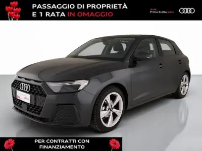 Usata Audi A1 Sportback Admired 95 CV (69 kW) 2021 Grigio manhattan metallizzato Utilitaria