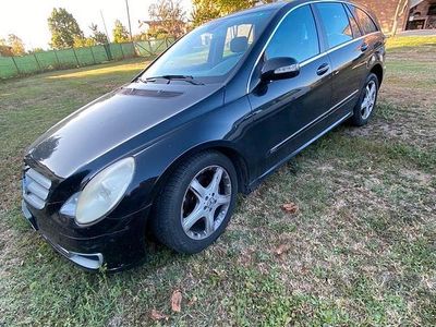 Usata Mercedes R280 190 CV (139 kW) 2007 Monovolume