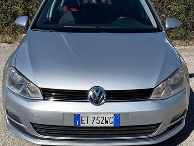 Usata VW Golf VII Comfortline 105 CV (77 kW) 2014 Argento Berlina
