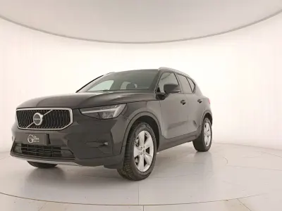 Gebraucht Volvo XC40 Core 129 PS (94 kW) 2024 Schwarz SUV