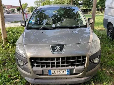 Usata Peugeot 3008 Premium 109 CV (80 kW) 2010 Grigio Station wagon