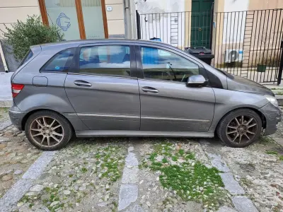 Usata Mercedes B200