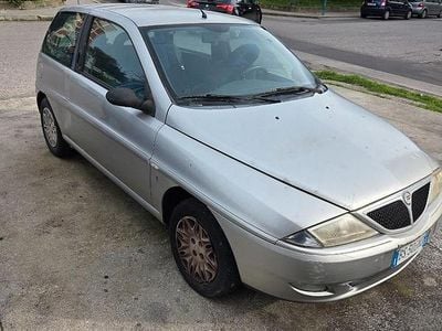 Usata Lancia Ypsilon 2001 Grigio Utilitaria