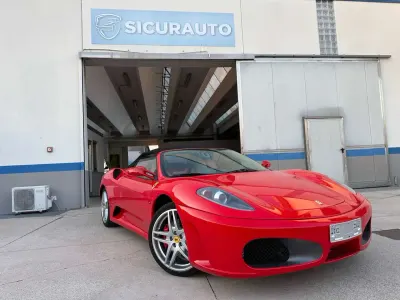 Usata Ferrari F430 489 CV (359 kW) 2005 Rosso corsa Cabrio