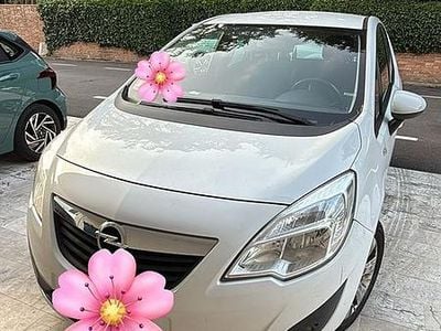 Usata Opel Meriva Cosmo 120 CV (88 kW) 2012 Bianco Monovolume