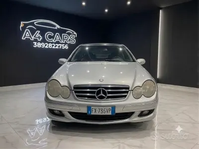 Usata Mercedes CLK220 Elegance 170 CV (125 kW) 2006 Grigio Coupé