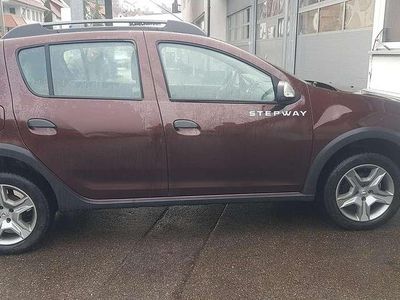 Usata Dacia Sandero Comfort 90 CV (66 kW) 2017 Marrone Berlina