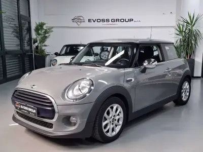 Usata Mini Cooper D 116 CV (85 kW) 2017 Grigio Utilitaria