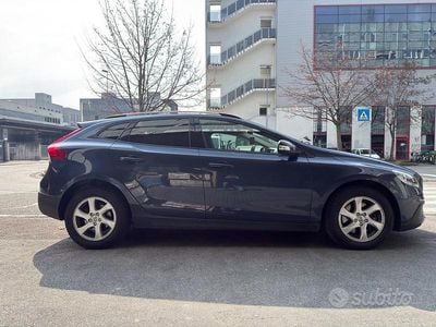 Usata Volvo V40 CC Business Edition 152 CV (111 kW) 2018 Station wagon