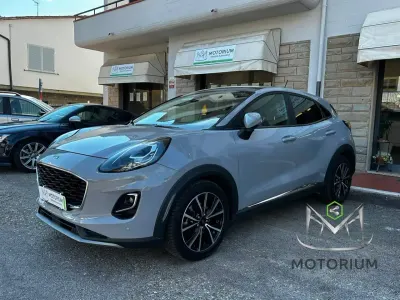 Usata Ford Puma Titanium 125 CV (91 kW) 2021 Giallo SUV