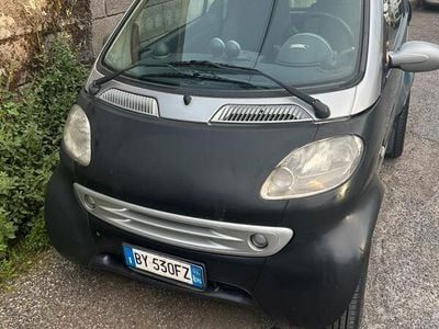 Usata 2002 Smart ForTwo Coupé Utilitaria | 2250 €