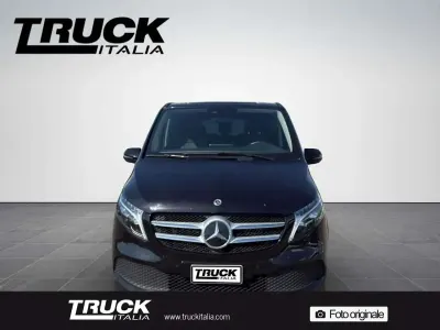 Usata Mercedes V220 163 CV (119 kW) 2023 Nero Monovolume