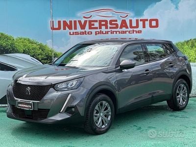 Usata Peugeot 2008 Active 101 CV (74 kW) 2020 Grigio SUV