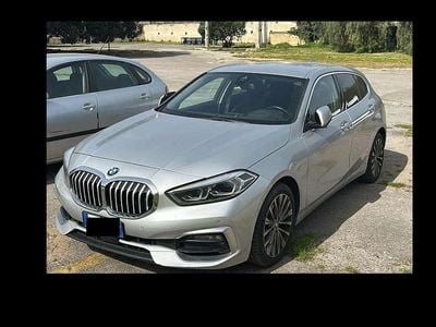 Usata BMW 116 Luxury Line 116 CV (85 kW) 2020 Argento Utilitaria