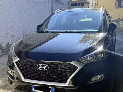Usata Hyundai Tucson 116 CV (85 kW) 2018 Nero SUV