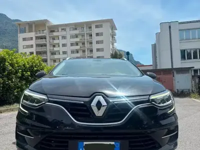 Usata Renault Mégane GrandTour 116 CV (85 kW) 2021 Nero Station wagon