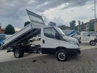 Usata Iveco Daily 136 CV (100 kW) 2021 Bianco