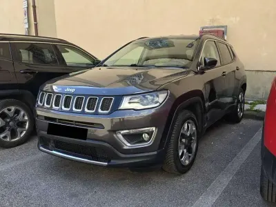 Usata Jeep Compass Limited 120 CV (88 kW) 2019 Grigio SUV