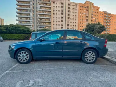 Usata Volvo S40 Momentum 136 CV (100 kW) 2005 Berlina