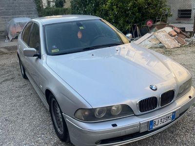 BMW 525