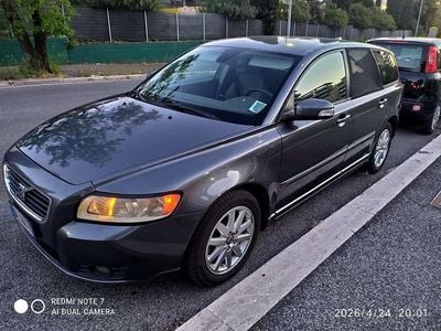 Usata Volvo V50 Momentum 136 CV (100 kW) 2007 Grigio Station wagon