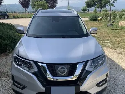Usata Nissan X-Trail Tekna 177 CV (130 kW) 2018 Grigio SUV