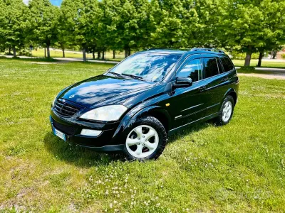 Usata SsangYong Kyron 141 CV (103 kW) 2009 Nero SUV