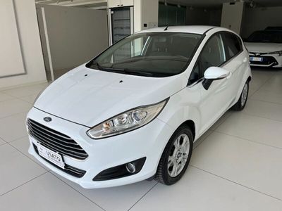 usata Ford Fiesta 6ª serie 1.5 TDCi 75CV 5 porte Black & White Edition